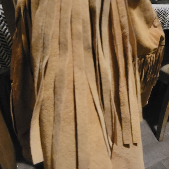 Big Kids Size 6, Tan Fringe Jacket, Tags Attached! - Picture 12 of 16